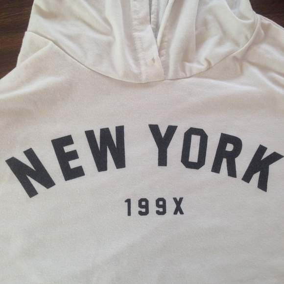 New York cropped hoodie - Picture 3 of 3